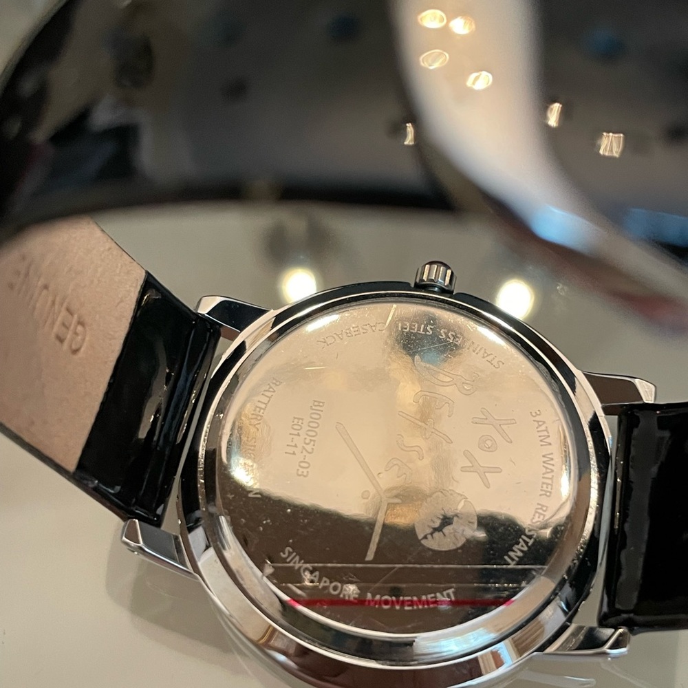Betsey Johnson watch - Picture 6 of 7